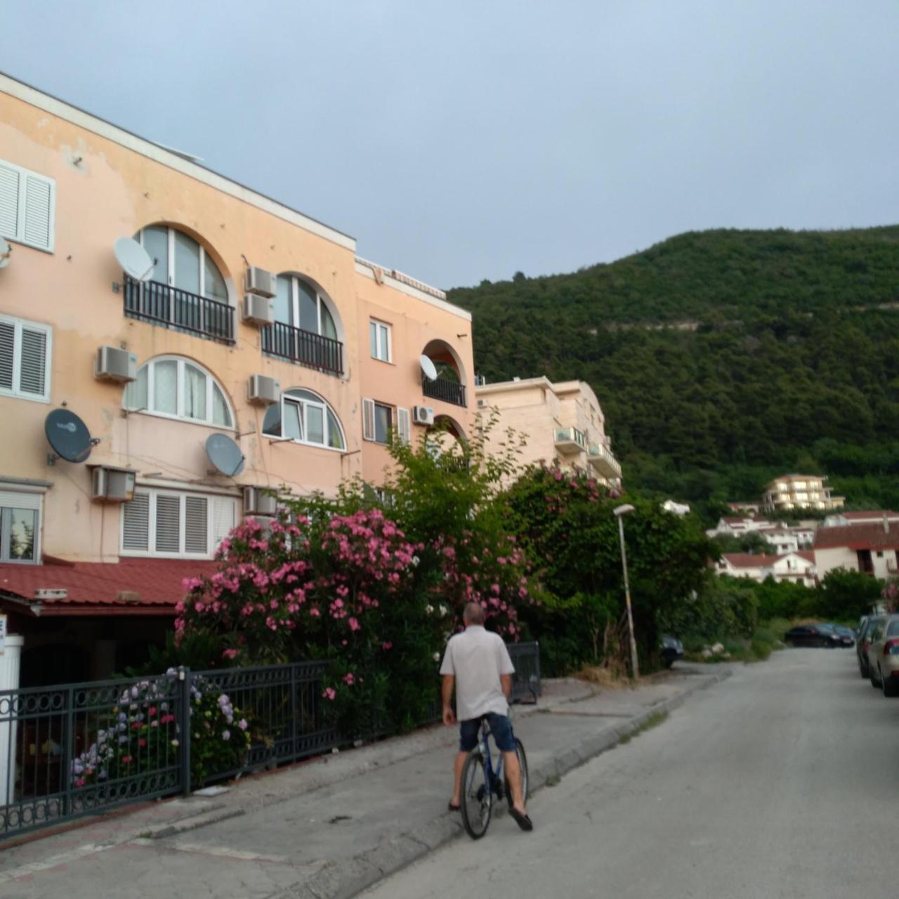 Suncani Apartman 2-Vila Amfora Будва Экстерьер фото